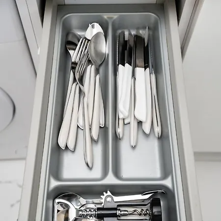 Lazuli Seaview 2bdr Apartament Larnaca