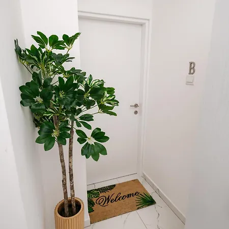 Lazuli Seaview 2bdr Λάρνακα