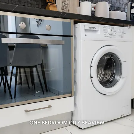 Lazuli Seaview 2bdr * Λάρνακα