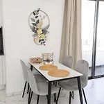 Lazuli Seaview 2bdr Apartment *