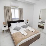 Lazuli Seaview 2bdr Apartment Larnaca