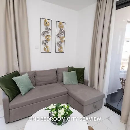 Apartment Lazuli Seaview 2bdr Larnaca