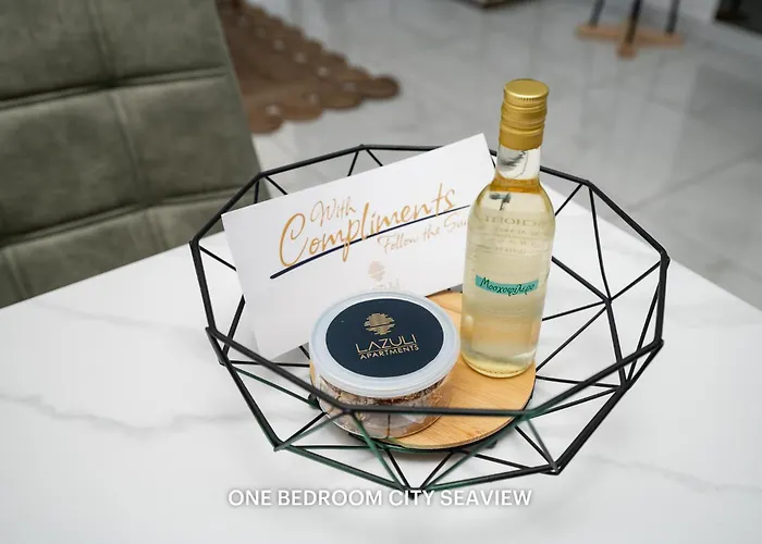 Lazuli Seaview 2bdr アパート