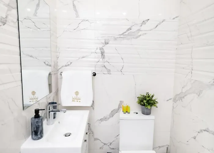 Lazuli Seaview 2bdr * ラルナカ