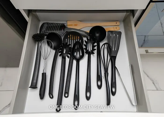 Lazuli Seaview 2bdr ラルナカ