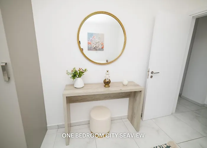 Lazuli Seaview 2bdr Lägenhet Larnaca