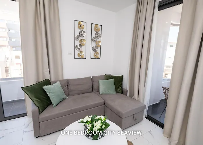 Lägenhet Lazuli Seaview 2bdr Larnaca